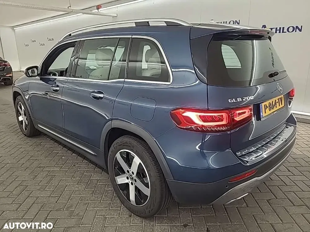 Mercedes-Benz GLB 200 7G-DCT Style — imagine 4