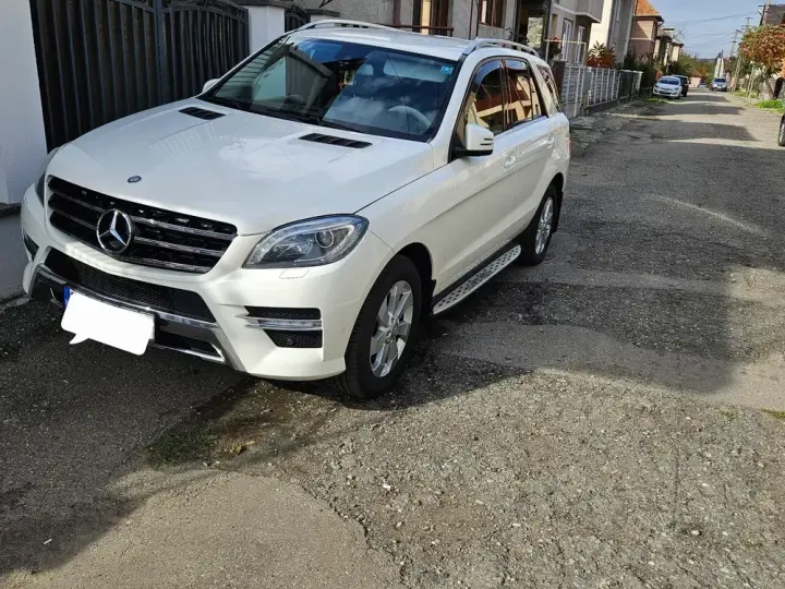Mercedes-Benz ML W166