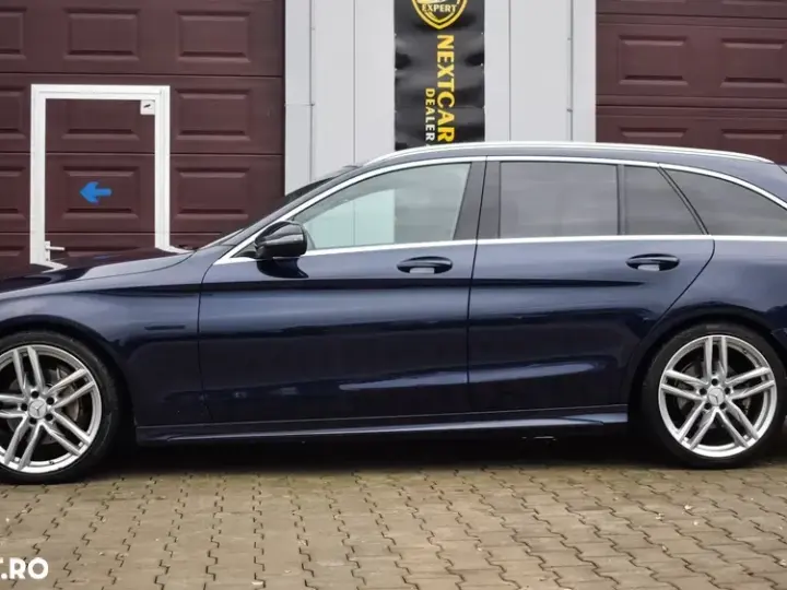 Mercedes-Benz C W205 220 d 7G-TRONIC AMG Line