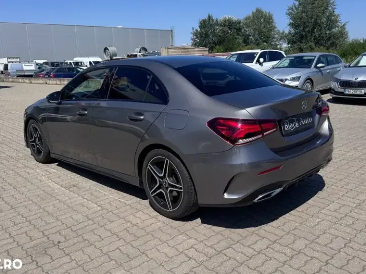 Mercedes-Benz A 180 W177/V177 d Sedan 7G-DCT AMG Line