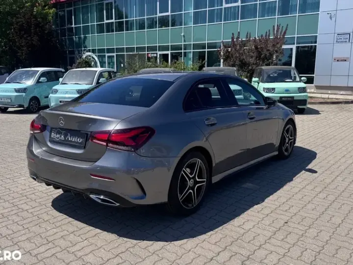 Mercedes-Benz A 180 W177/V177 d Sedan 7G-DCT AMG Line