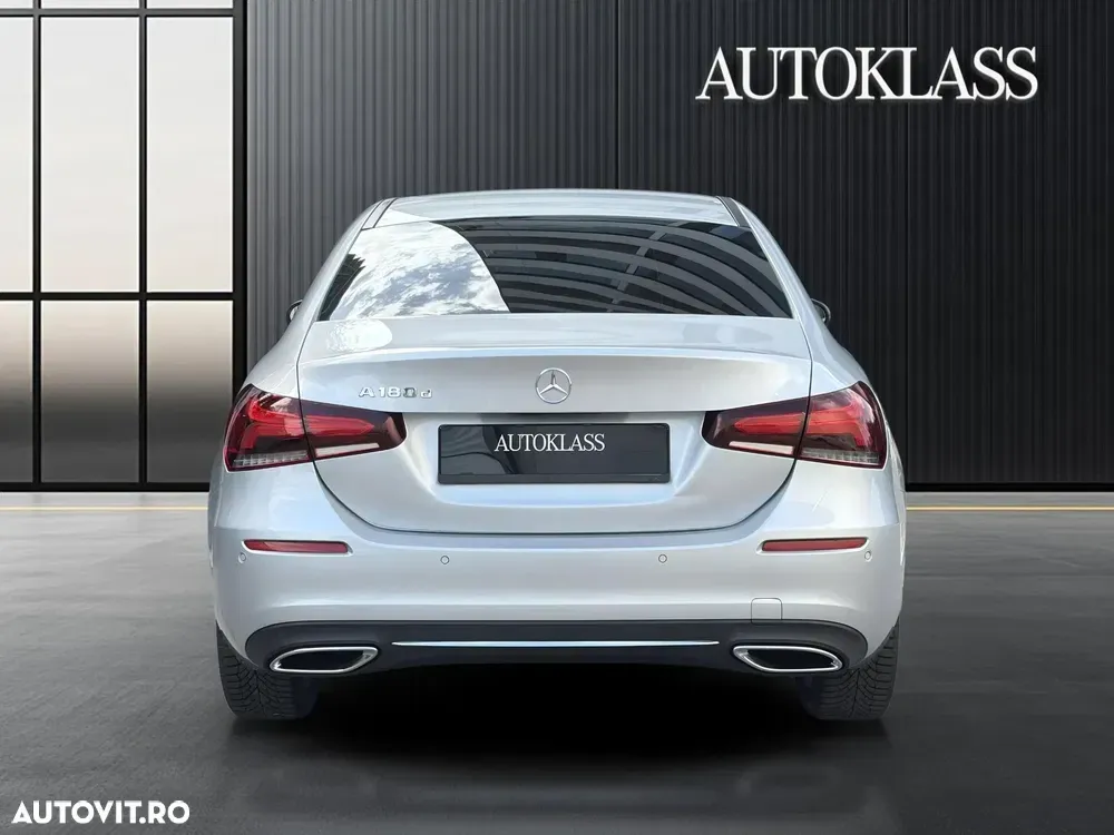 Mercedes-Benz A 180 W177/V177 — imagine 4