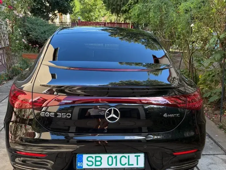 Mercedes-Benz EQE 350 4MATIC AMG Line