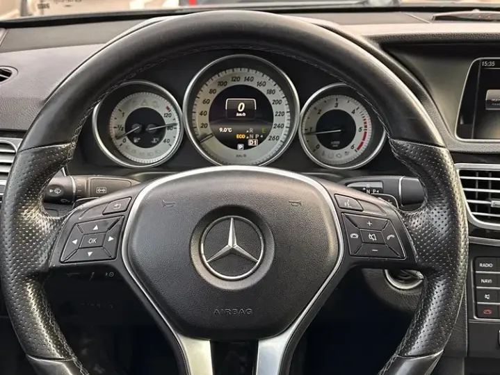 Mercedes-Benz E W212 200 BlueTEC 7G-TRONIC Elegance