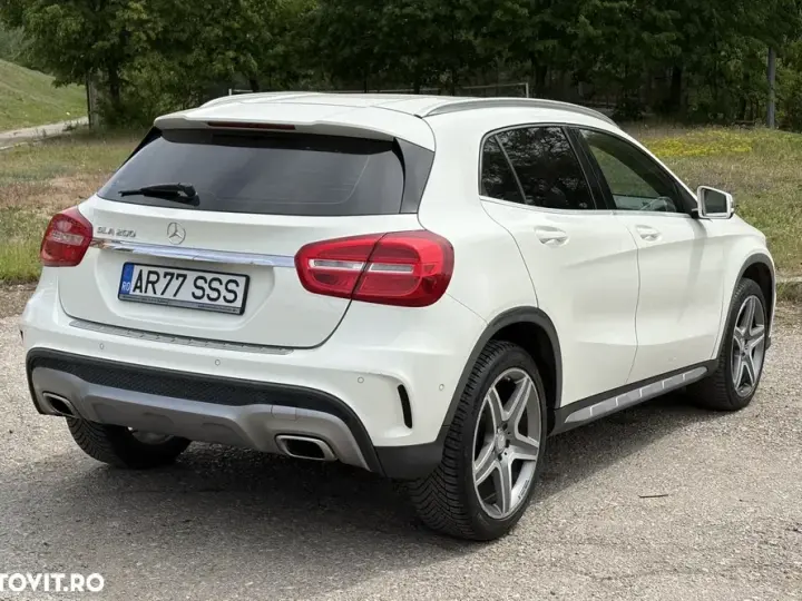 Mercedes-Benz GLA X156 200 7G-DCT AMG Line