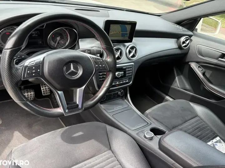 Mercedes-Benz GLA X156 200 7G-DCT AMG Line
