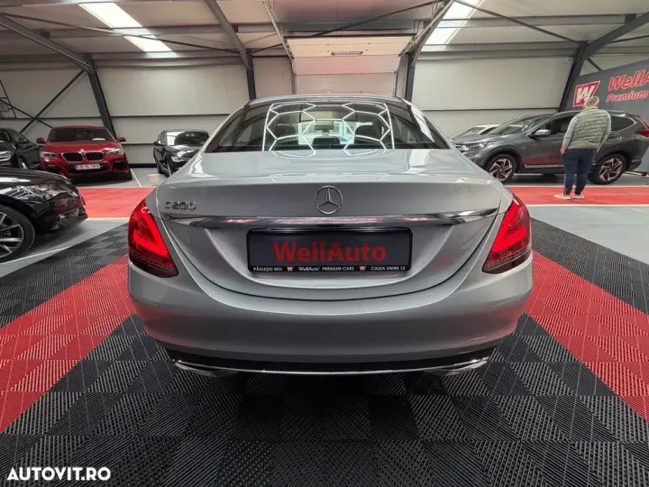 Mercedes-Benz C W205 200 9G-TRONIC Avantgarde