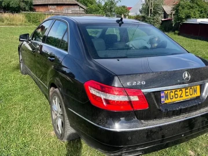 Mercedes-Benz E W212 220 CDI BlueEfficiency