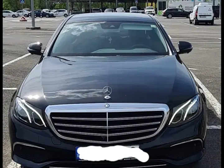 Mercedes-Benz E W213 220 d 9G-TRONIC Avantgarde