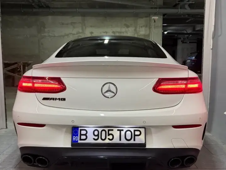 Mercedes-Benz E W213 220 d 4MATIC