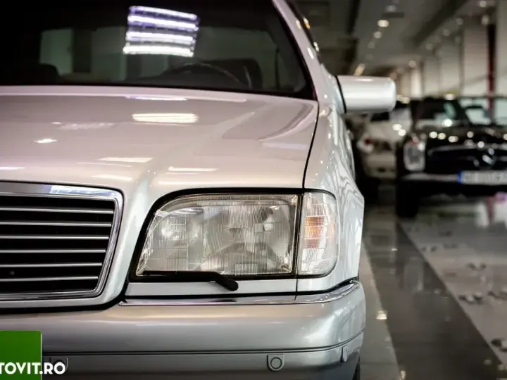 Mercedes-Benz W140
