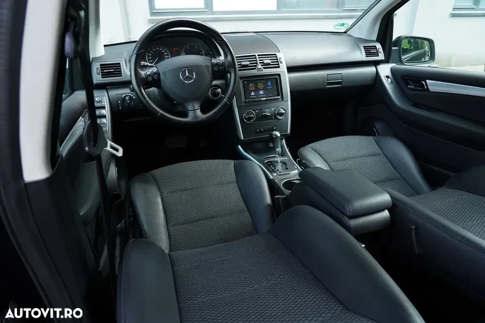Mercedes-Benz A 180 — imagine 6