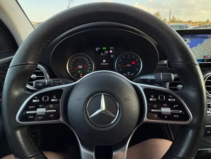 Mercedes-Benz GLC X253 200 4MATIC 9G-TRONIC