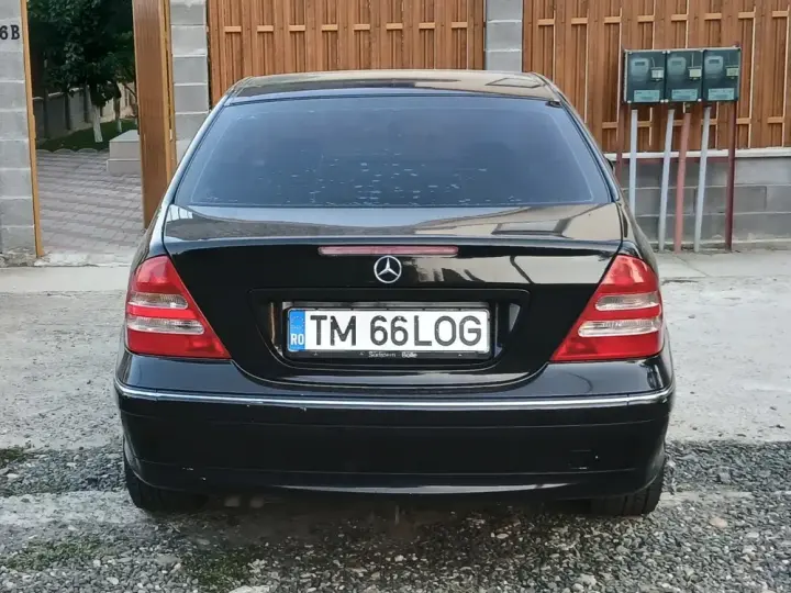 Mercedes-Benz C W203