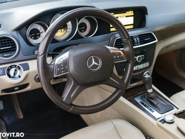 Mercedes-Benz C W204 220 CDI DPF 7G-TRONIC Elegance