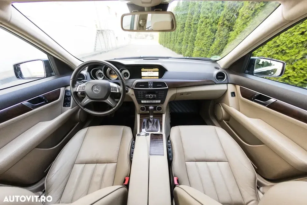 Mercedes-Benz C W204 220 CDI DPF 7G-TRONIC Elegance — imagine 4