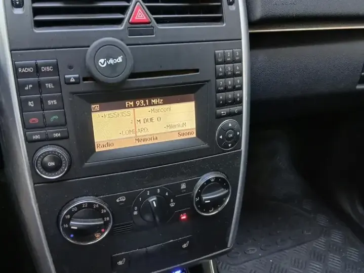 Mercedes-Benz B 200 W245