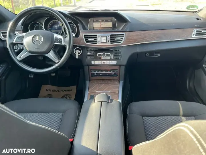 Mercedes-Benz E 200 CDI DPF BlueEFFICIENCY 7G-TRONIC