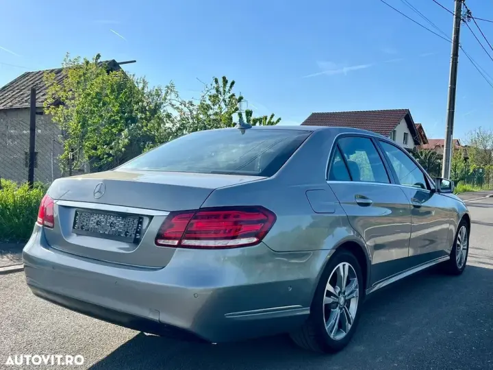 Mercedes-Benz E 200 CDI DPF BlueEFFICIENCY 7G-TRONIC