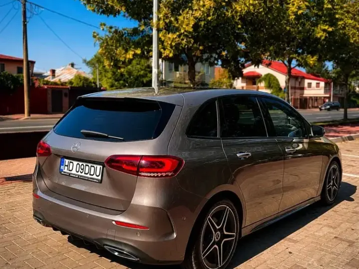 Mercedes-Benz B 200 W247