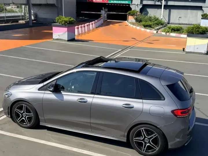 Mercedes-Benz B 200 W247