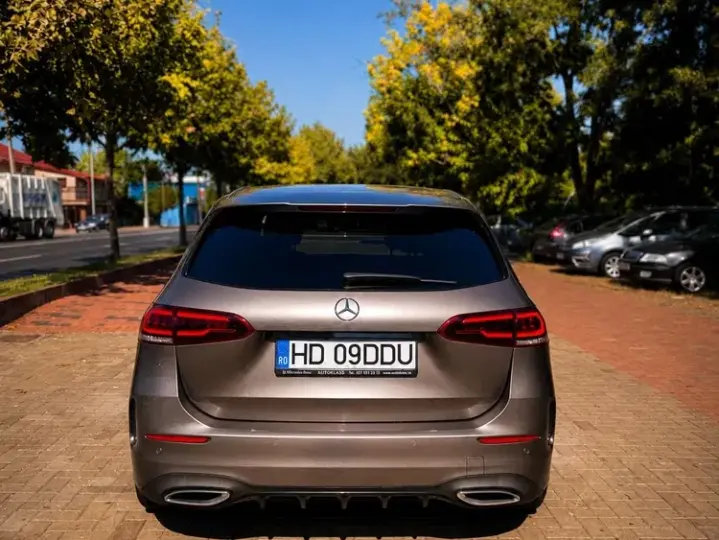 Mercedes-Benz B 200 W247