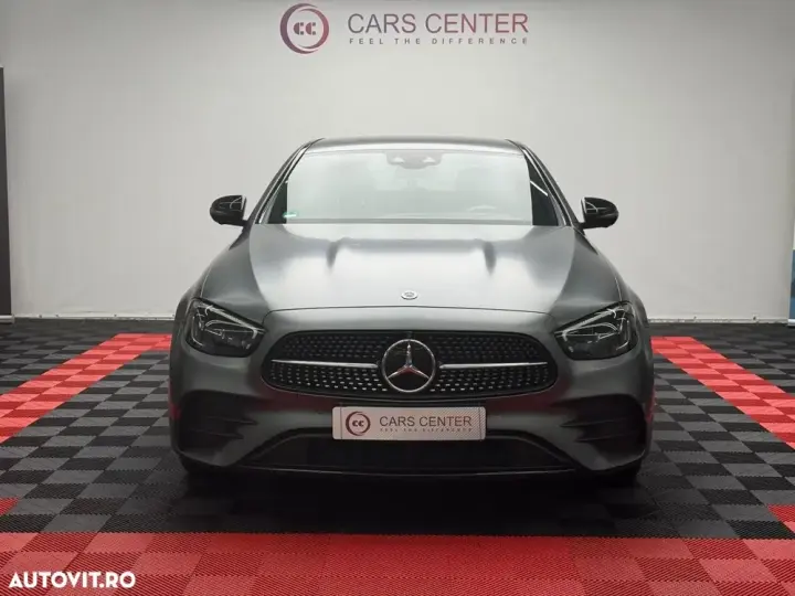 Mercedes-Benz E 300 9G-TRONIC AMG Line