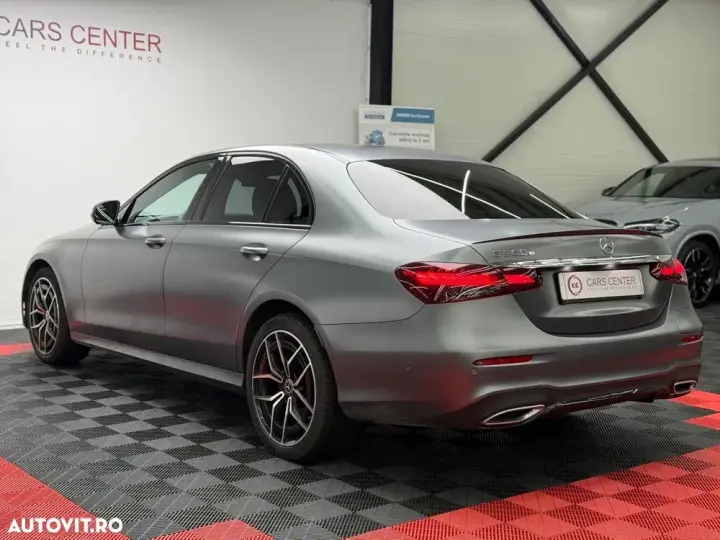 Mercedes-Benz E 300 9G-TRONIC AMG Line