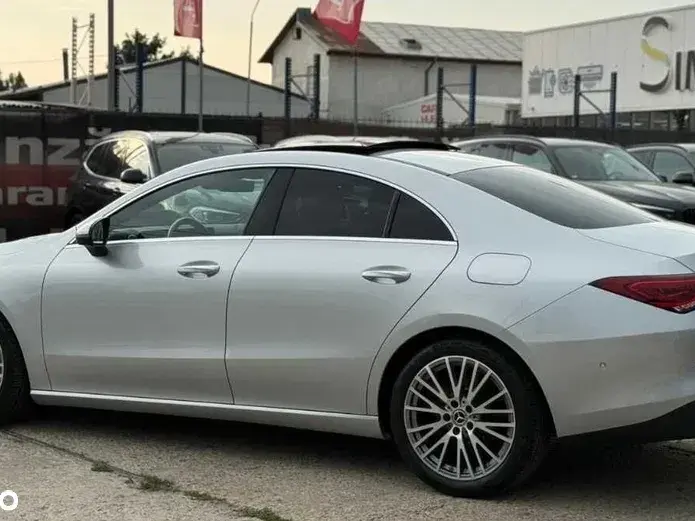 Mercedes-Benz CLA 200
