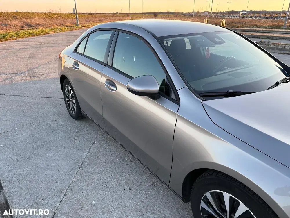 Mercedes-Benz A 180 — imagine 4