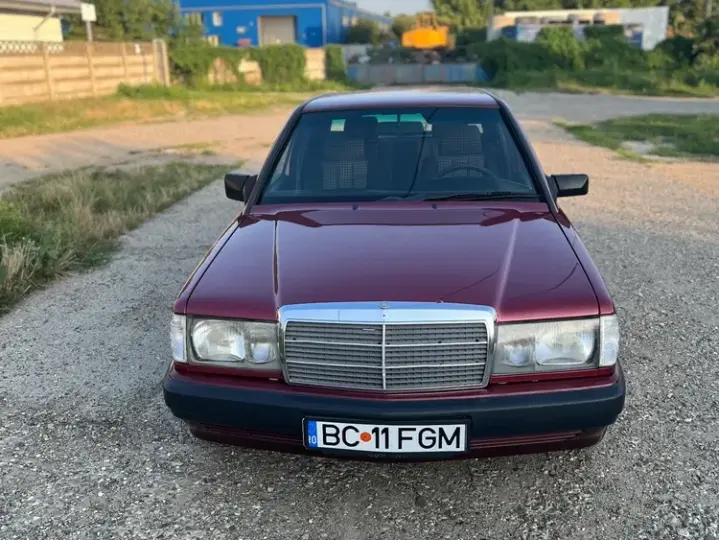 Mercedes-Benz 190