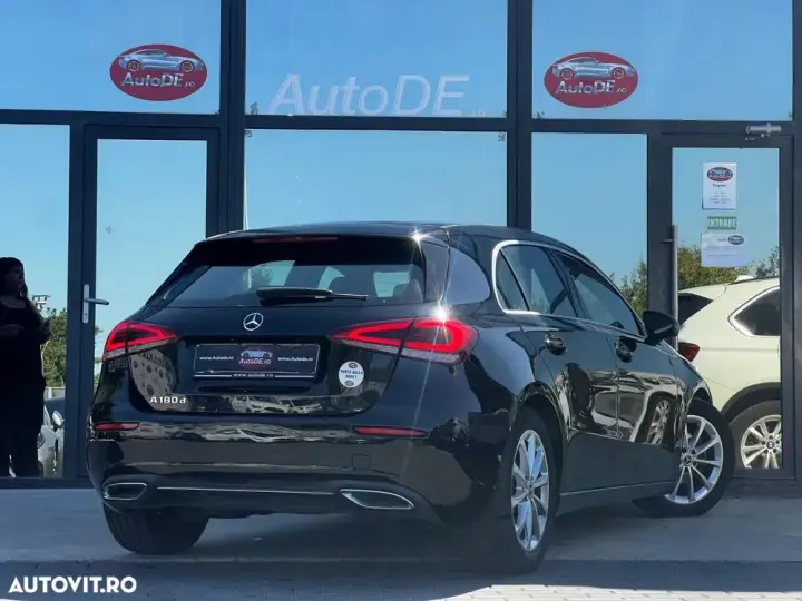 Mercedes-Benz A 180