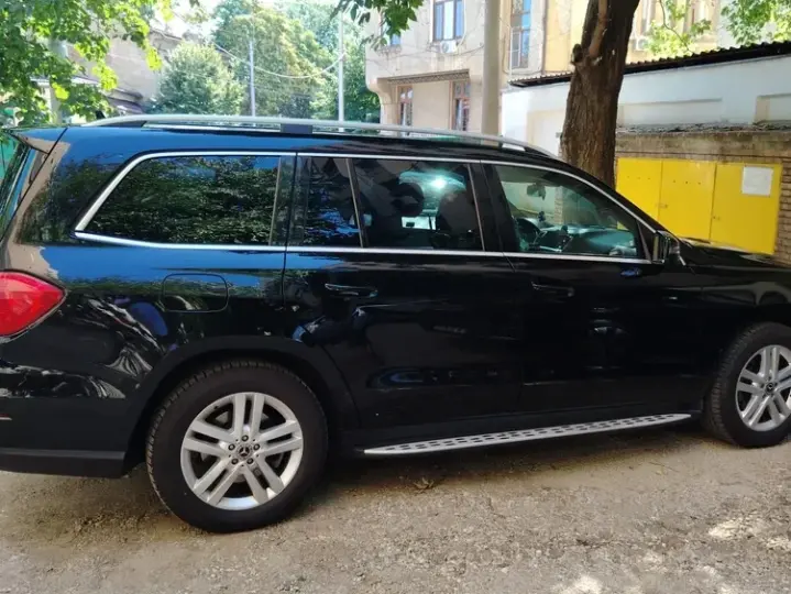 Mercedes-Benz GL X166