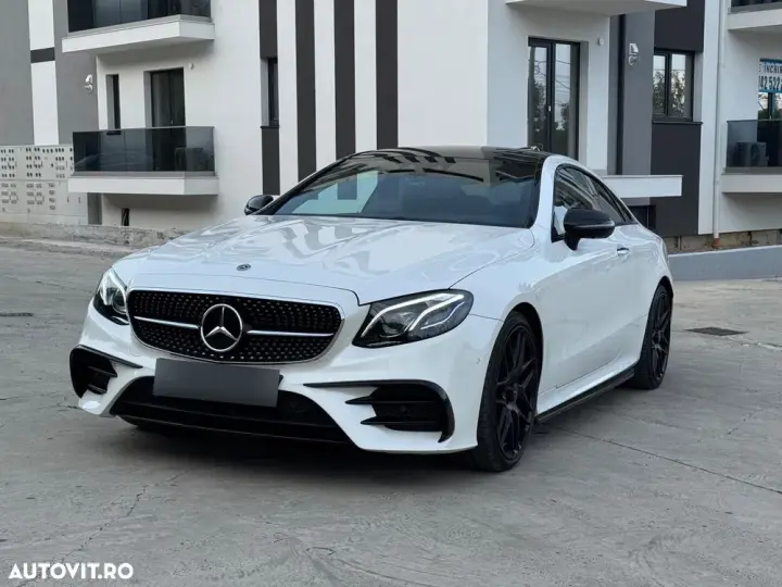 Mercedes-Benz E W213 300 9G-TRONIC AMG Line