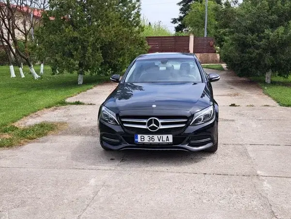 Mercedes-Benz C W205 250 7G-TRONIC Avantgarde