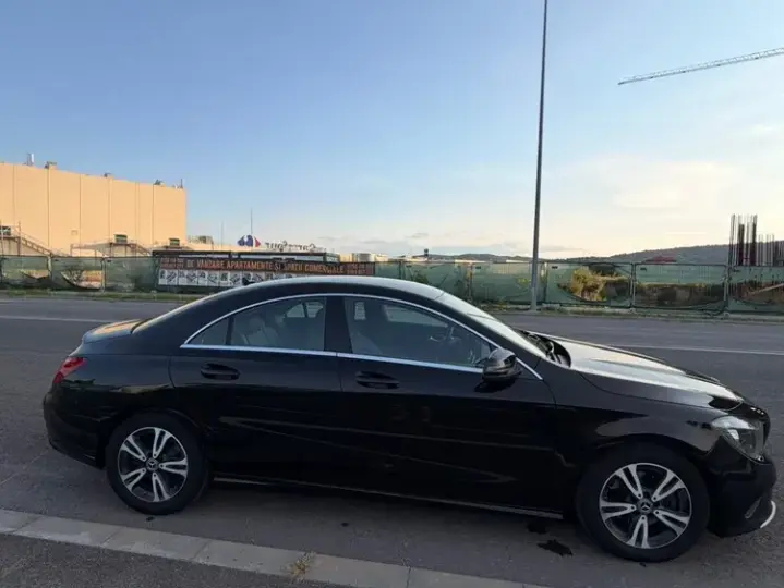 Mercedes-Benz CLA 180 C117