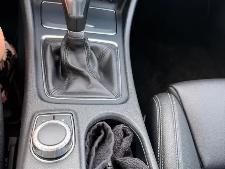 Mercedes-Benz CLA 180 C117