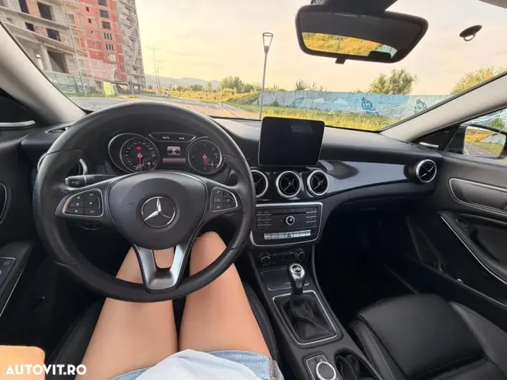 Mercedes-Benz CLA 180 C117