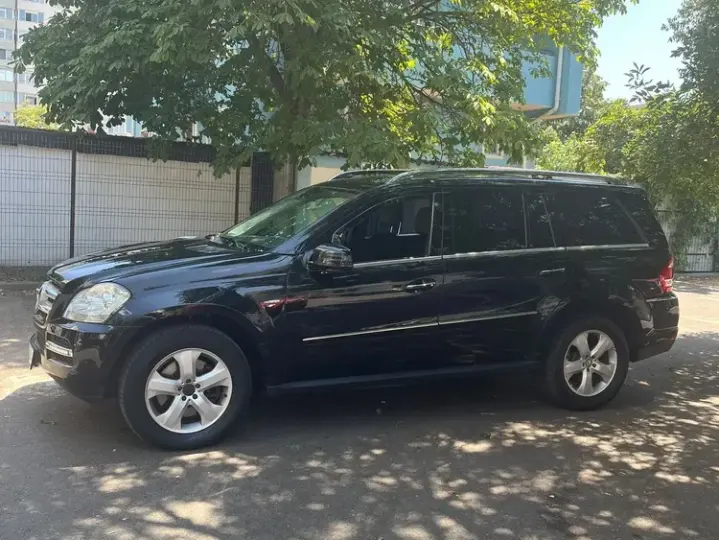 Mercedes-Benz GL X164 350 CDI BlueEfficiency Aut.