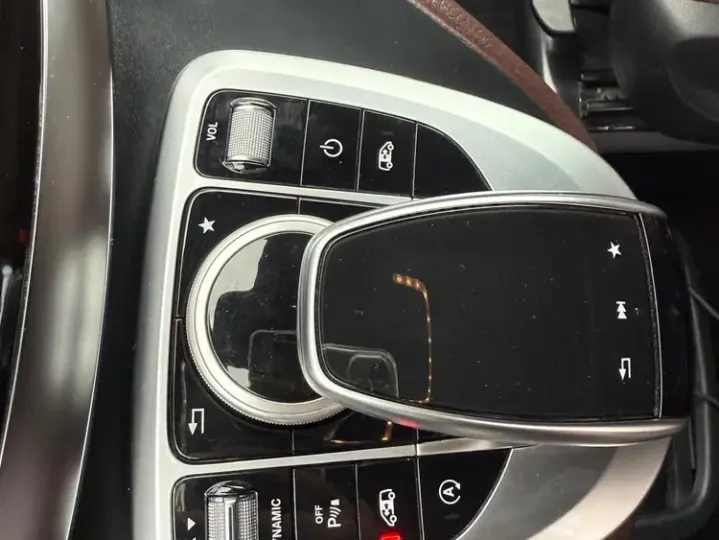 Mercedes-Benz V