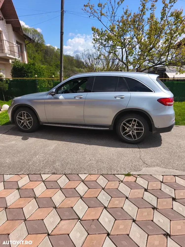 Mercedes-Benz GLC X253 220 d 4MATIC — imagine 4