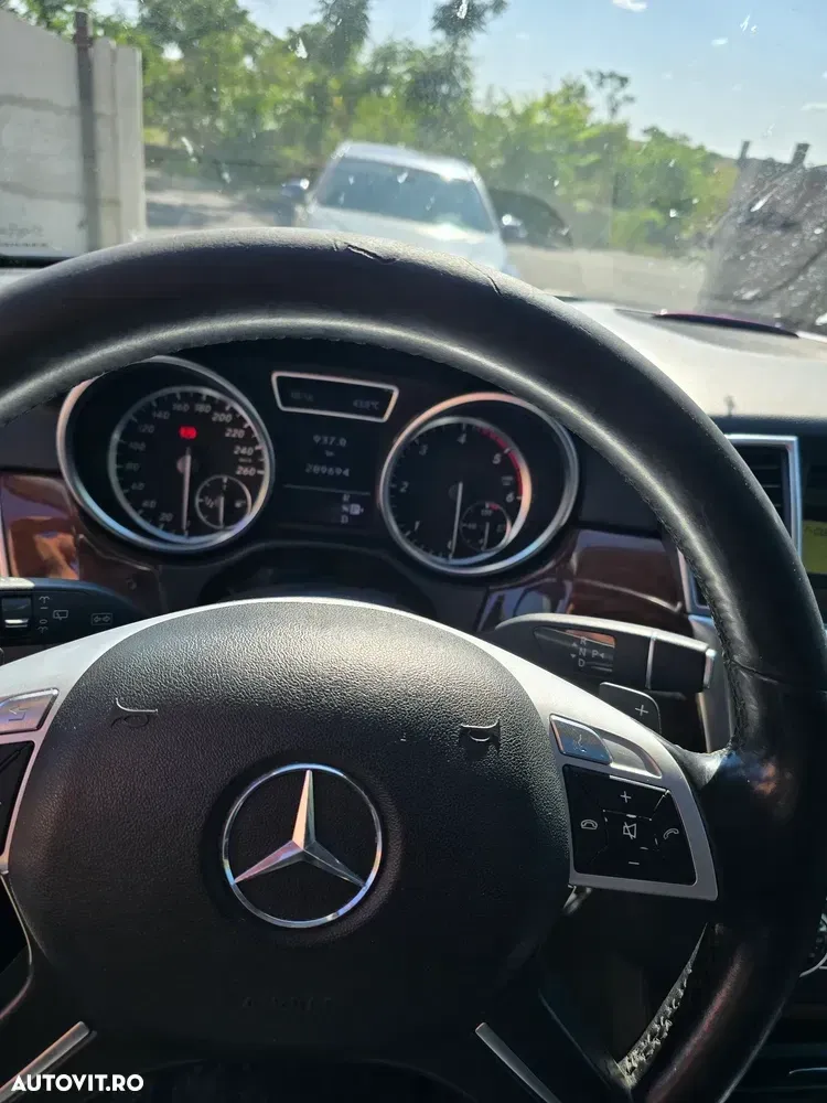 Mercedes-Benz ML W166 350 BlueTEC 4MATIC Aut — imagine 4