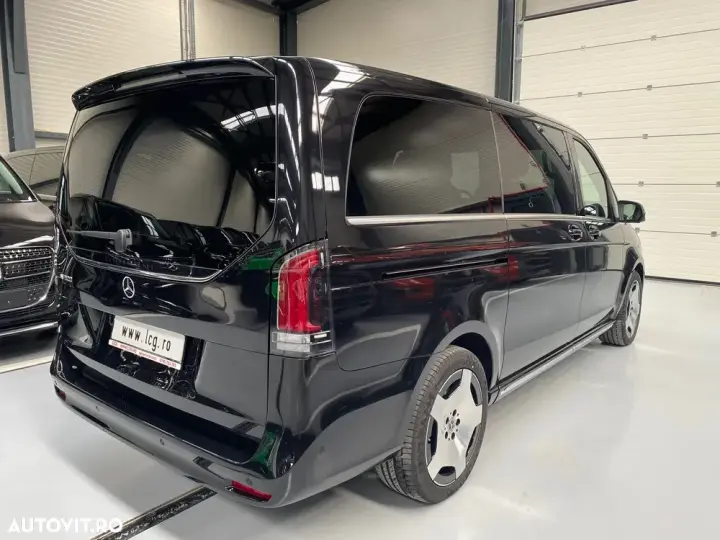 Mercedes-Benz V 300 Combi Lung 231 CP RWD 9AT MHEV Exclusive