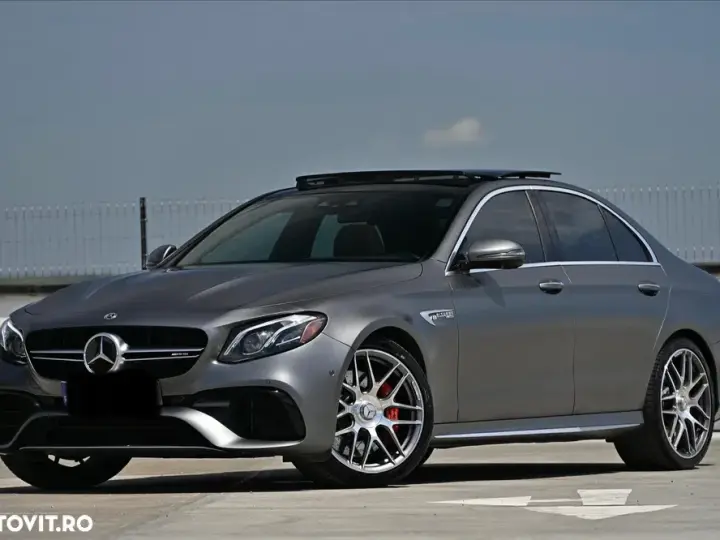 Mercedes-Benz E