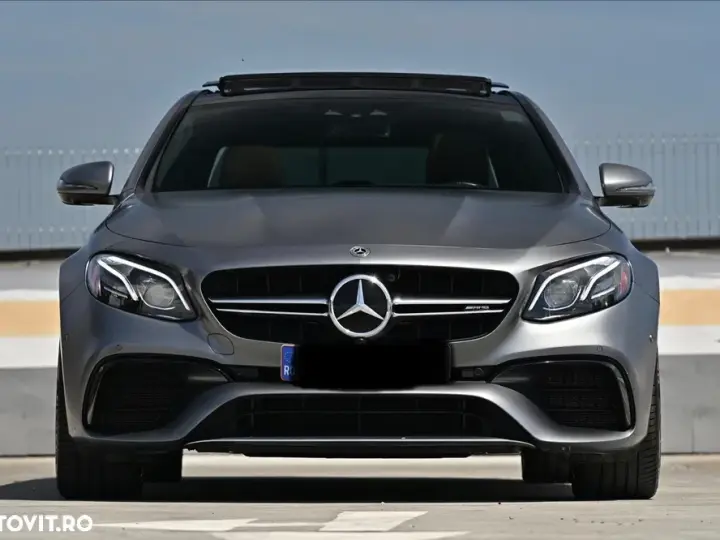 Mercedes-Benz E