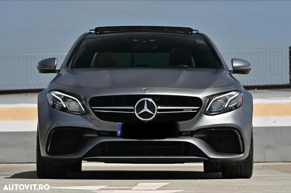 Mercedes-Benz E — imagine 2