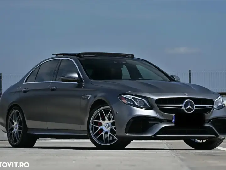 Mercedes-Benz E