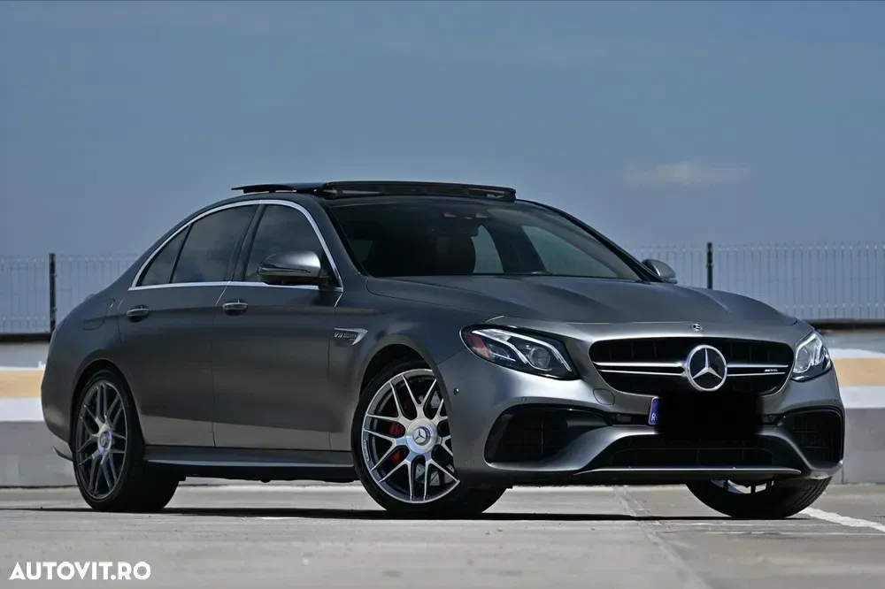 Mercedes-Benz E — imagine 4