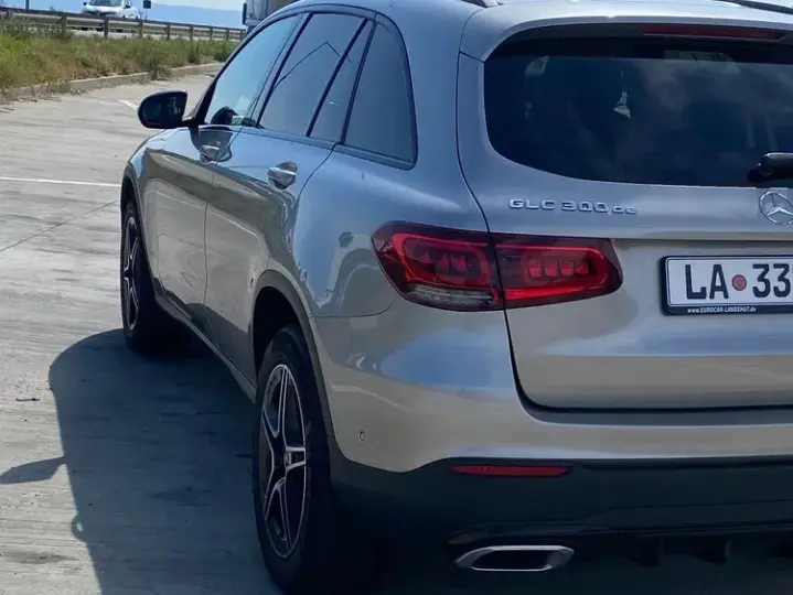 Mercedes-Benz GLC 300 d 4MATIC MHEV