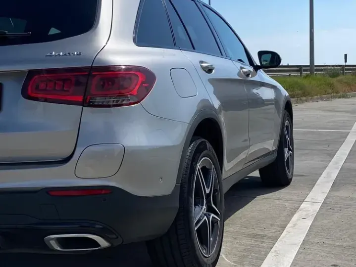 Mercedes-Benz GLC 300 d 4MATIC MHEV